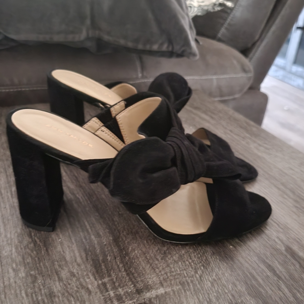 Ann Taylor Bow Mules